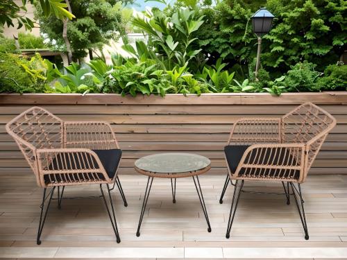 Przejdź do produktu Zestaw mebli na balkon z technorattanu (2 x fotel + stolik) BUONO  