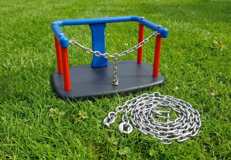 Siedzisko kubełkowe z łańcuszkiem + łańcuch stal nierdzewna.webp