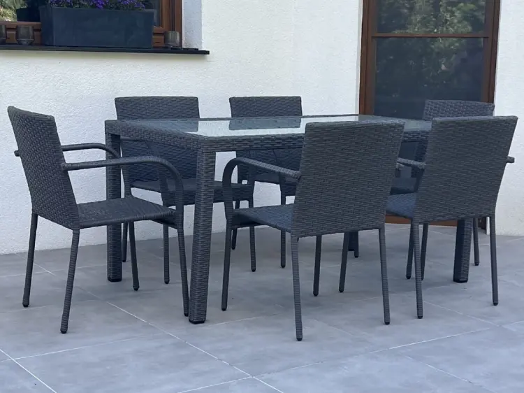 avvicente czarne 1.jpg