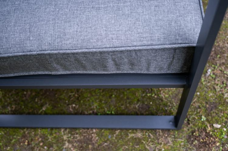 aluminiowa-pufa-ogrodowa-szara-modulowa-2.jpg