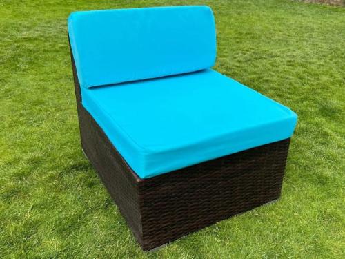 Przejdź do produktu Komplet poszewek na poduszki mebli ogrodowych 70x70 i 70x30 – siedzisko + oparcie – niebieski