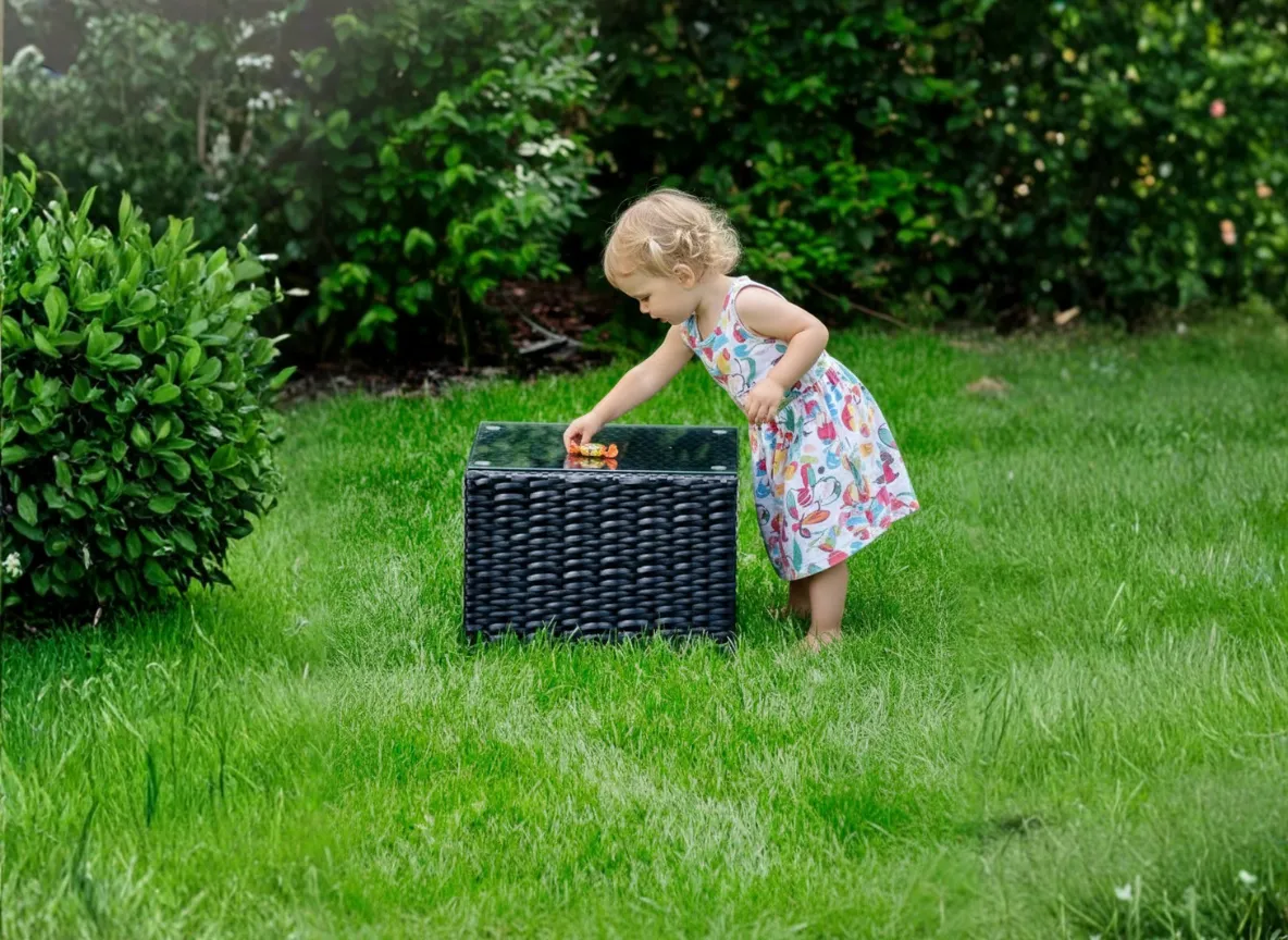 stolik 40x40x32 - 1_7_11zon.webp