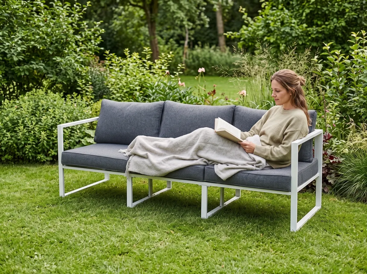 Sofa balkonowa aluminiowa biała_2.webp