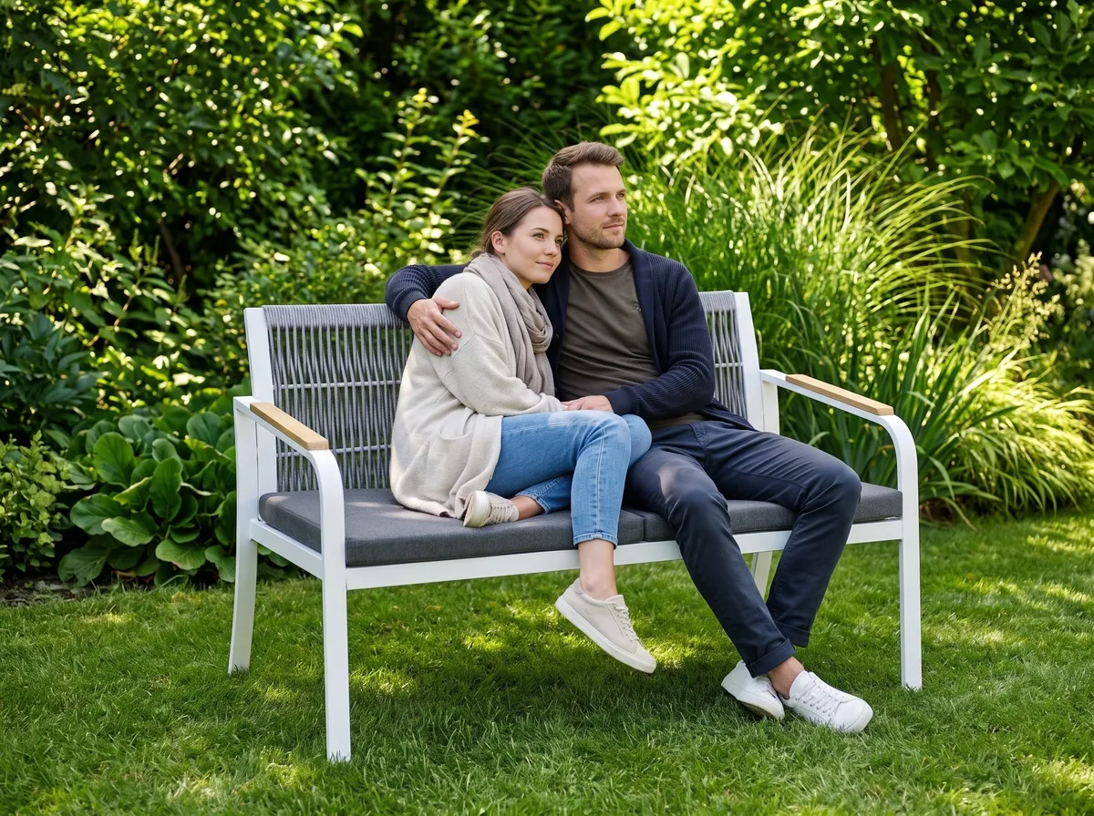 Sofa aluminiowa biała RARO_3.webp